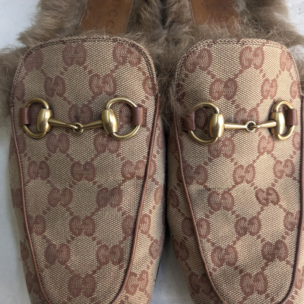 Gucci Princetown Loafers 8.5 Monogram Logo GG Fur - Picture 5 of 11